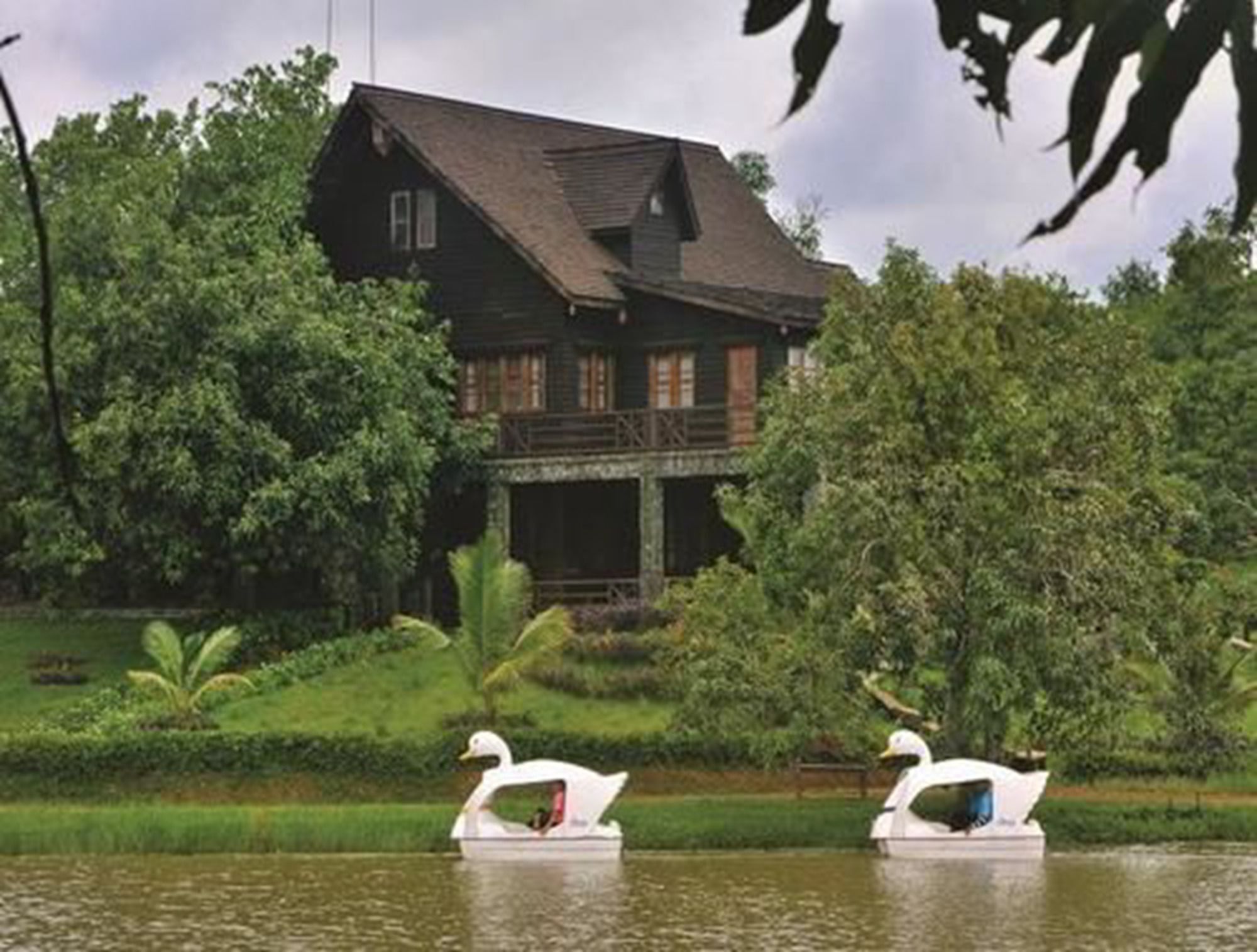 Kma Shwe Pyi Resort